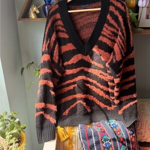 Skies Are Blue Tiger Stripe Fuzzy Sweater, Size Large, Bold Statement Knit